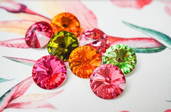 Swarovski končí s prodejem samostatných krystalů