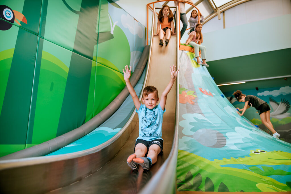 Nové zábavní centrum Funpark Babylon aneb Opičárny povoleny