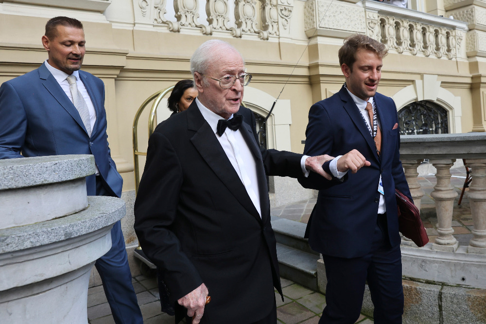 Michael Caine pracuje na svém posledním filmu