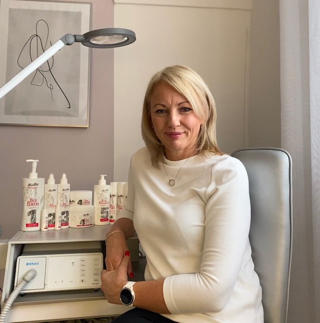 „Pedikúra není jen o krásných nohách. Díky pravidelné péči můžete předejít i nepříjemným nemocem,“ říká pedikérka