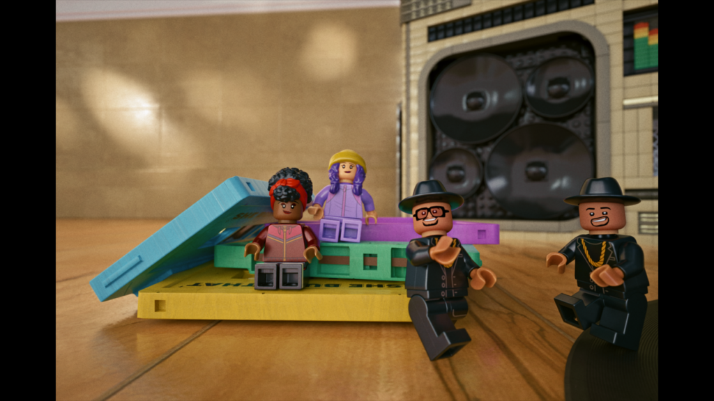 Prostřednictvím kampaně „She Built That“ chce LEGO Group zbořit společenské stereotypy